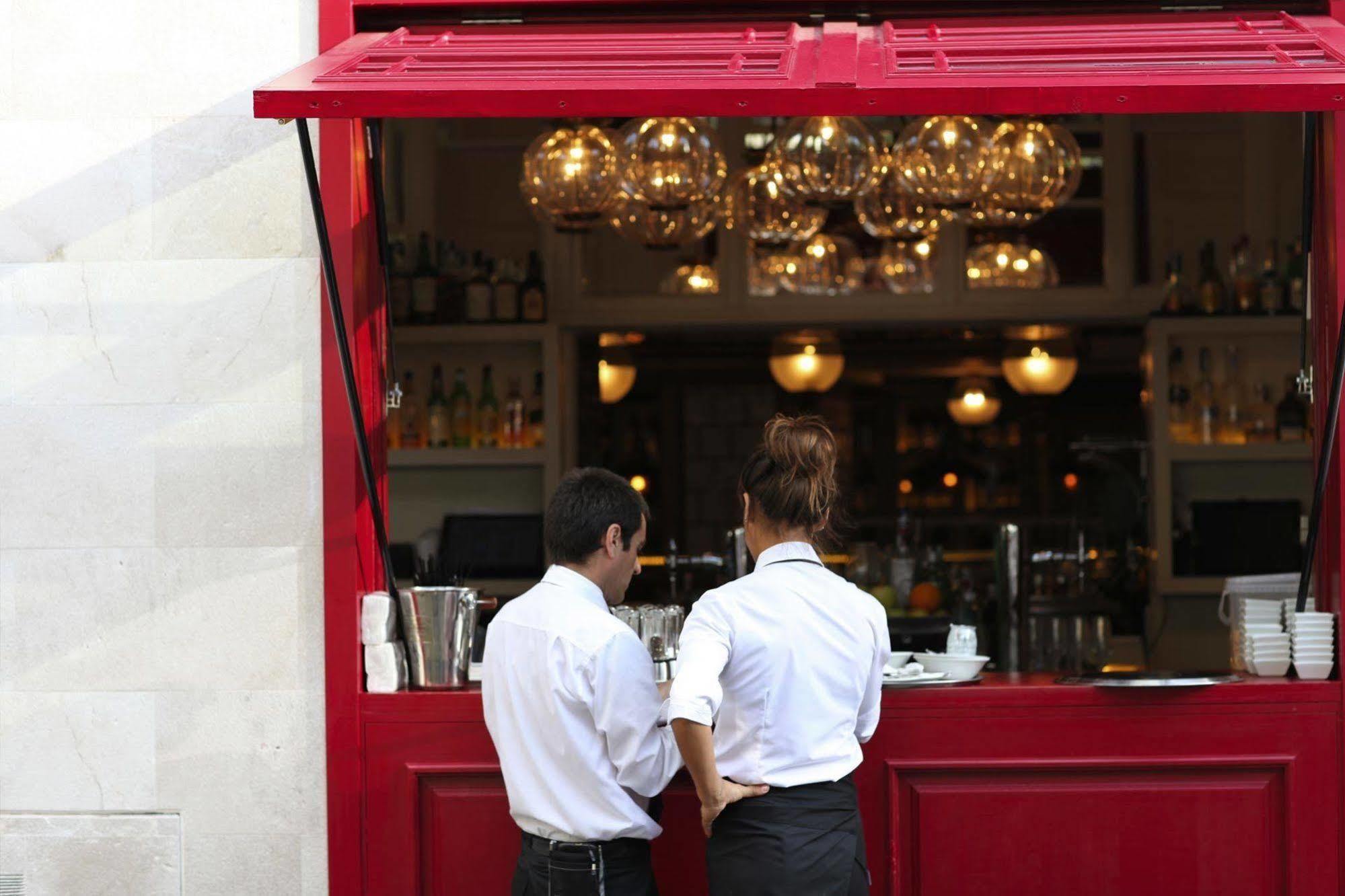 Hotel Cort Palma de Mallorca Exterior foto "The restaurant is open for business"